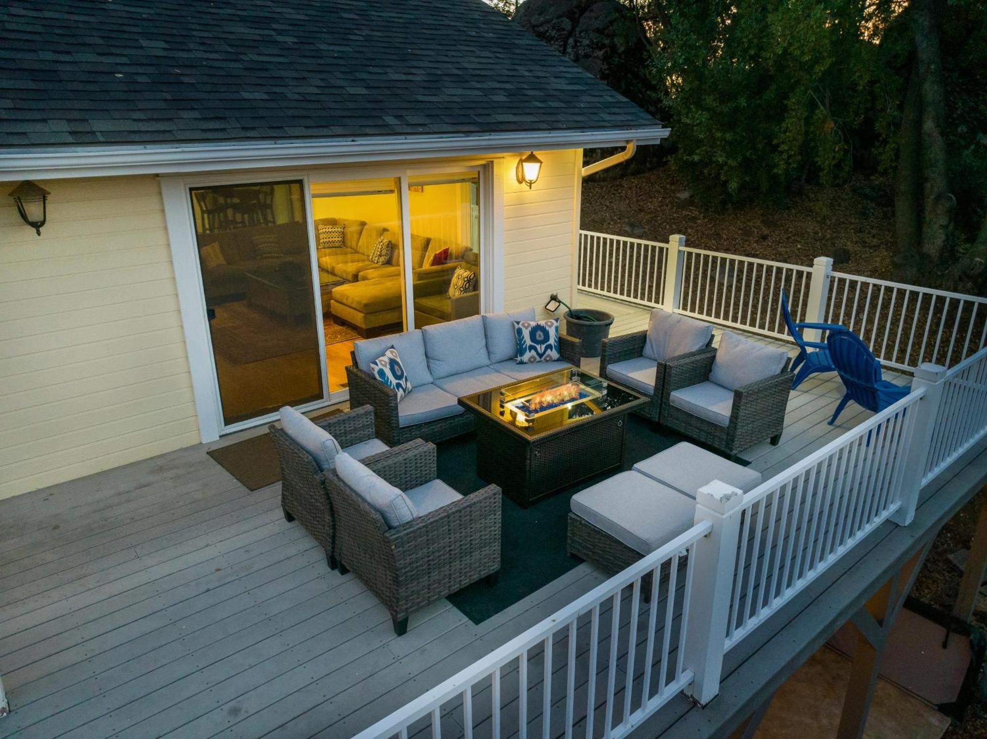 Yosemite Bass Views, 2 Homes, Games, Hot Tub * Coarsegold